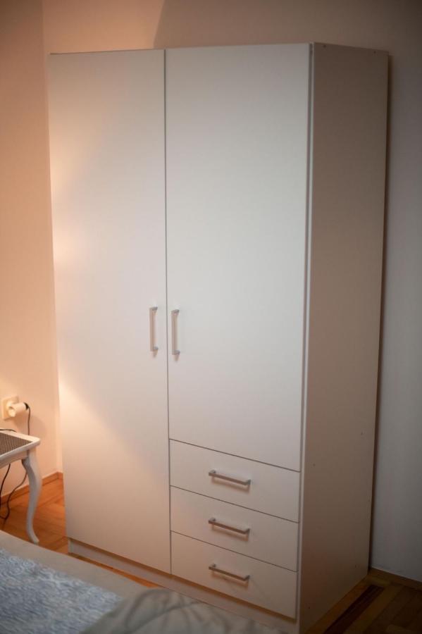 Apartman Yellow House SJJ Eksteriør bilde