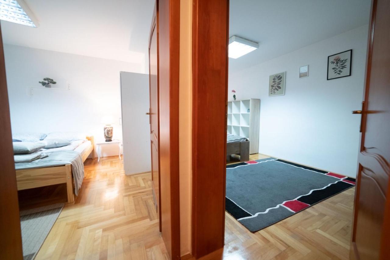 Apartman Yellow House SJJ Eksteriør bilde