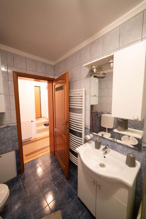 Apartman Yellow House SJJ Eksteriør bilde