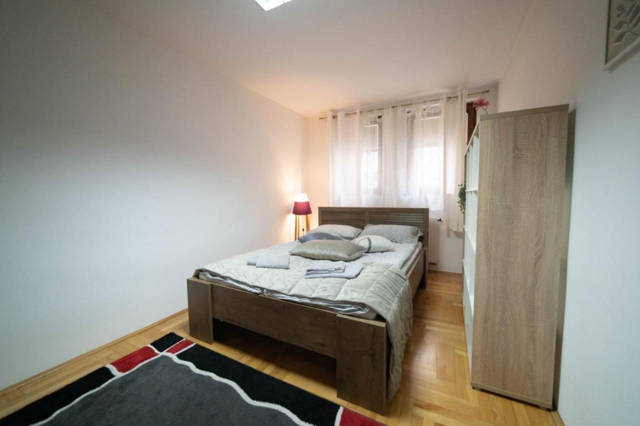 Apartman Yellow House SJJ Eksteriør bilde