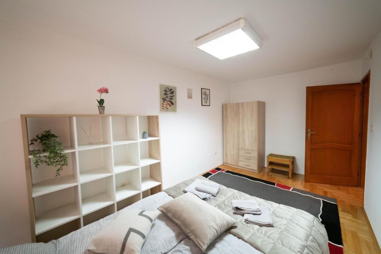 Apartman Yellow House SJJ Eksteriør bilde